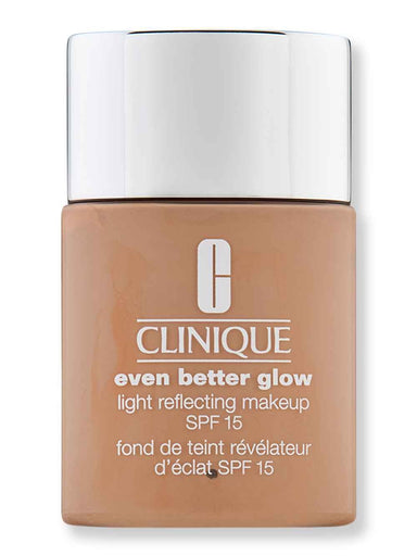 Clinique Clinique Even Better Glow Light Reflecting Makeup Broad Spectrum SPF 15 30 mlCN 52 Neutral Tinted Moisturizers & Foundations 